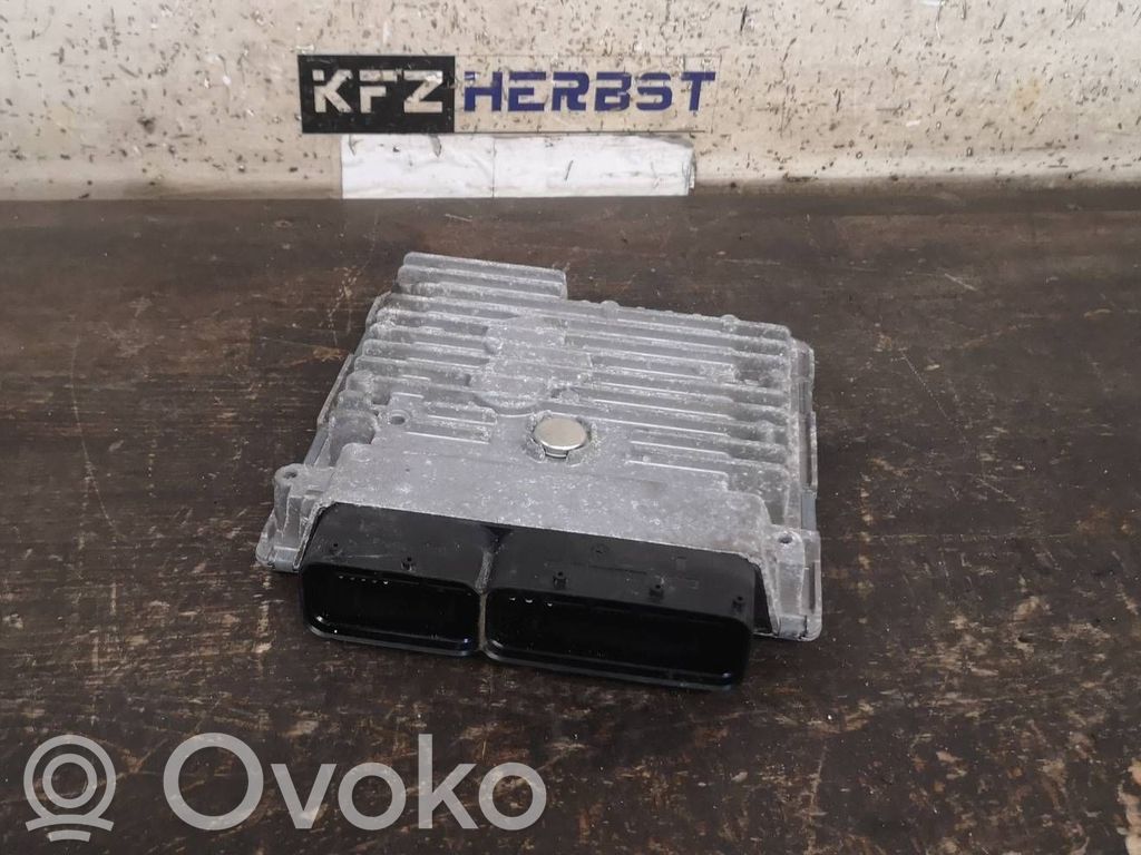 Unitate/modul de control motor   03L906023LK,5WP42686AA,03L906023LK,5WP42686AA