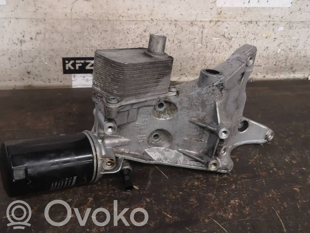 Audi A3 S3 8P Inne części komory silnika 