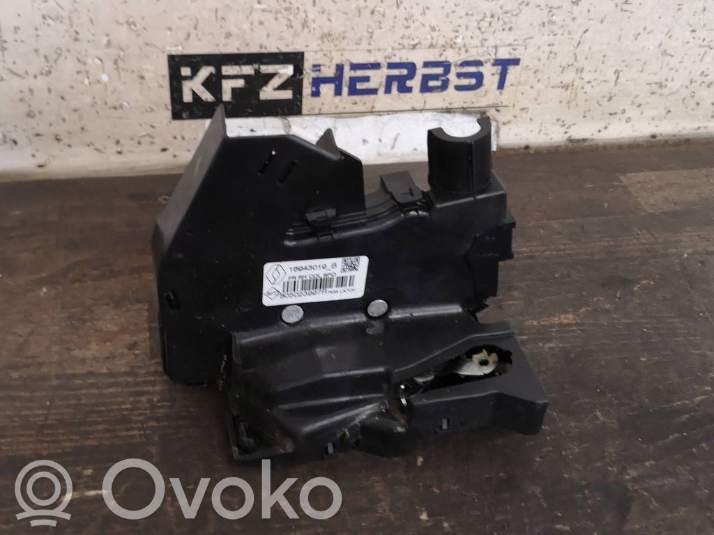 Renault Megane III Etuoven lukko 