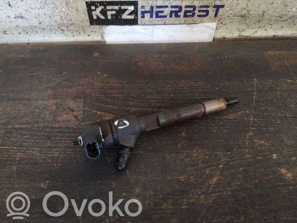 Opel Corsa D Inyector de combustible 