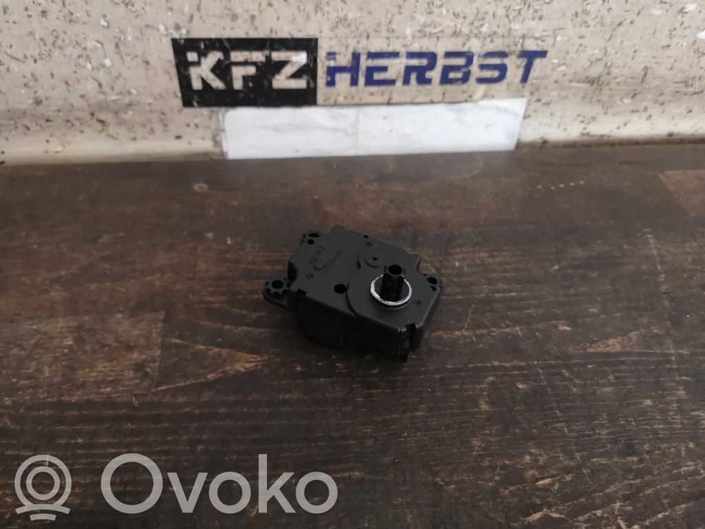 Opel Astra K Ilmastointilaitteen läpän käyttölaite/moottori (A/C)