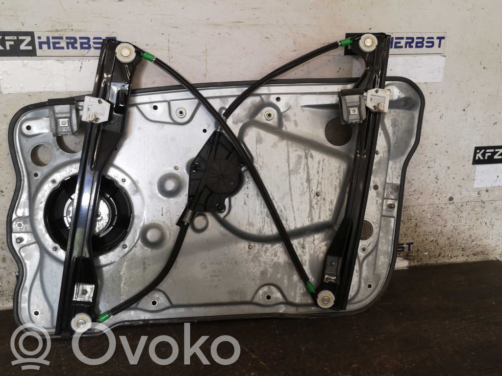 Skoda Fabia Mk1 (6Y) Meccanismo di sollevamento del finestrino anteriore senza motorino 