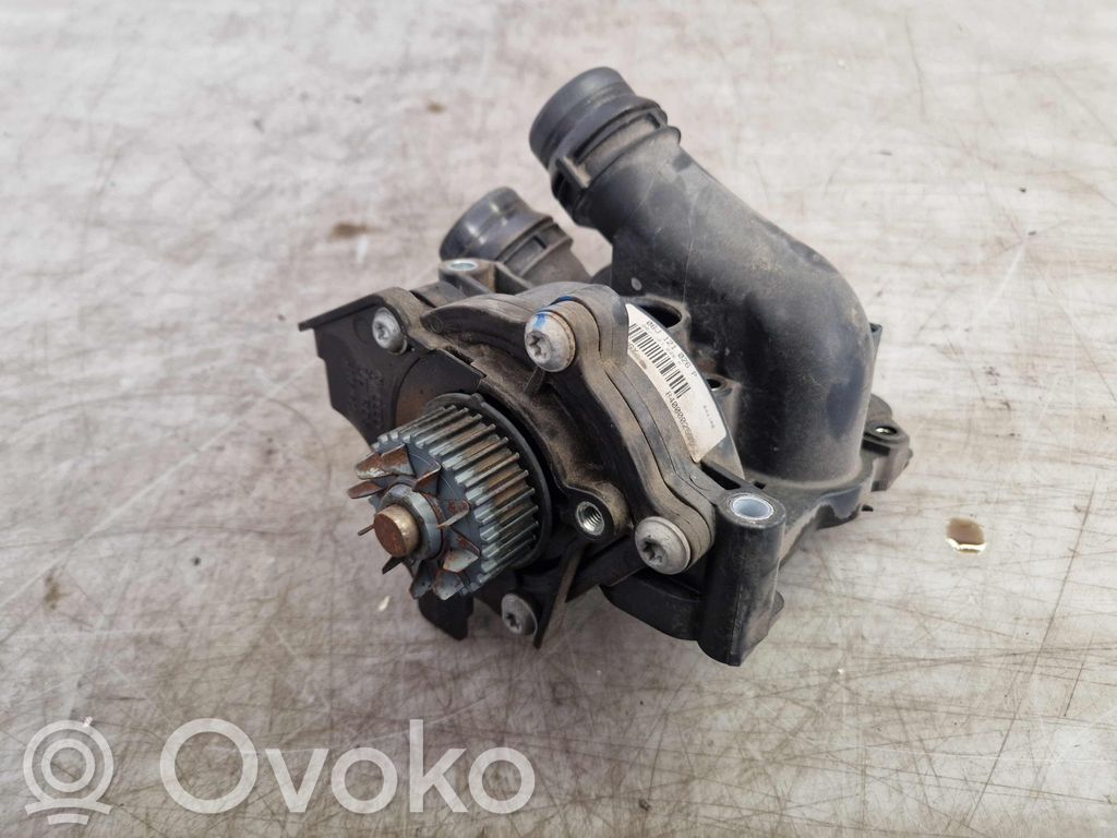 Audi A4 S4 B8 8K Vandens pompa 