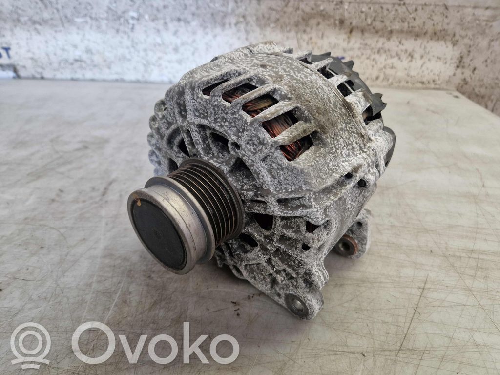 Alternador   05E903026K,05E903026K