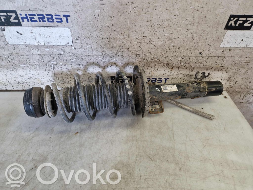 Skoda Fabia Mk3 (NJ) Ammortizzatore anteriore con molla elicoidale