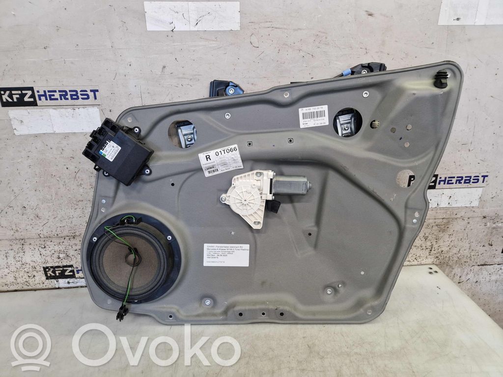 Mercedes-Benz A W169 Meccanismo di sollevamento del finestrino anteriore senza motorino