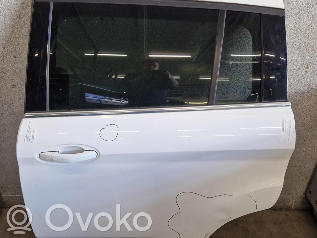 Ford Grand C-MAX Takaovi 
