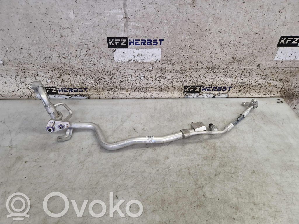 BMW 7 G11 G12 Conductă/furtun aer condiționat (A/C) 