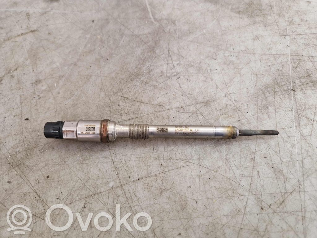 Volkswagen Golf VII Injektor Einspritzdüse 