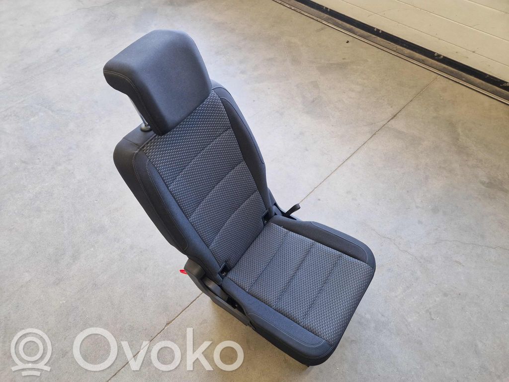 Volkswagen Cross Touran II Kanapa tylna / Fotel drugiego rzędu 