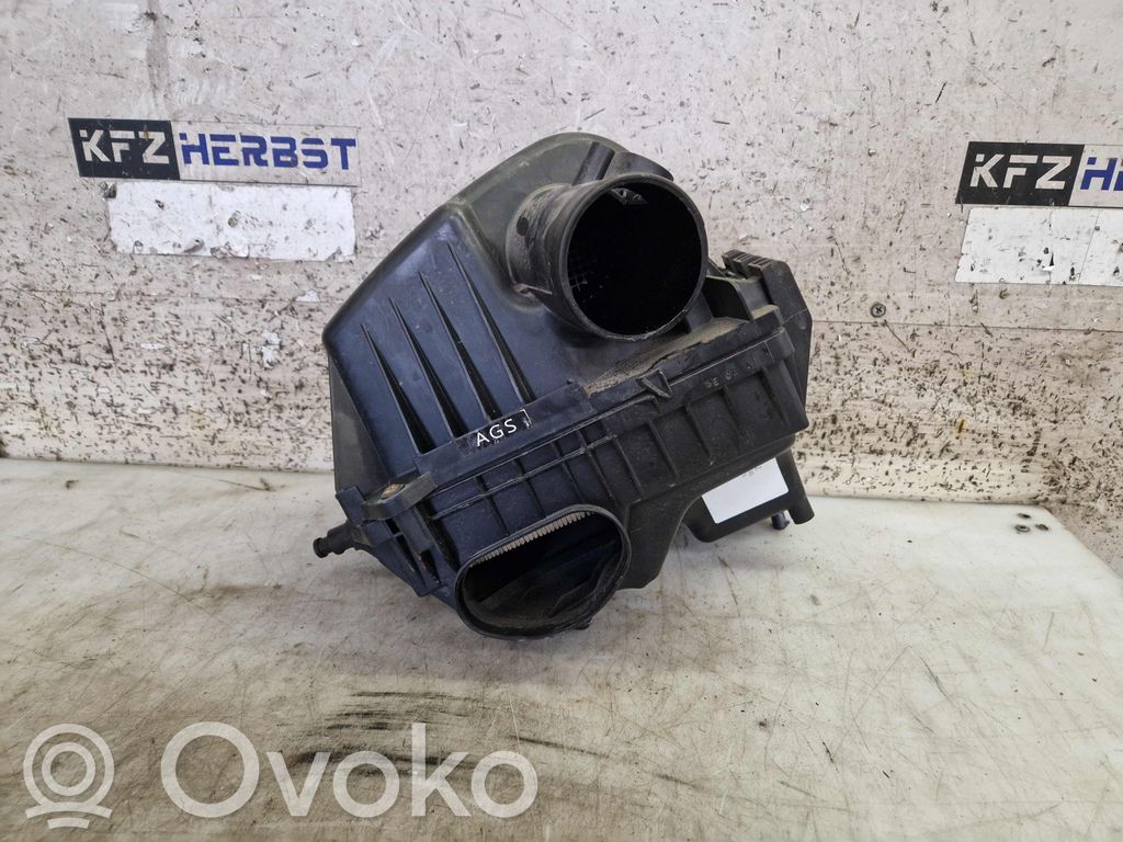 Opel Mokka Cutie filtru aer 