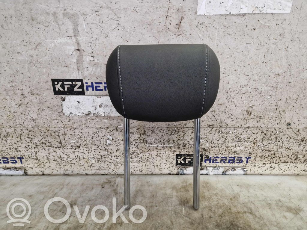 Opel Zafira C Zagłówek fotela tylnego 