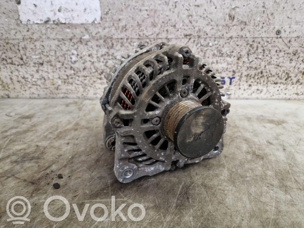 Opel Movano B Генератор 