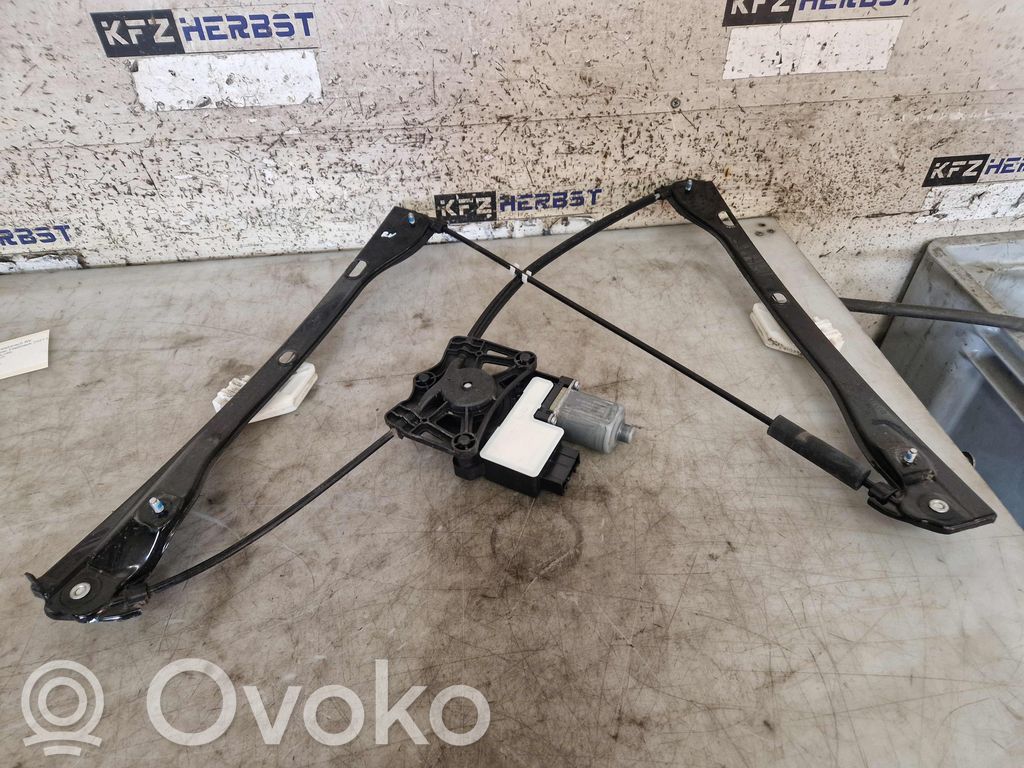 Skoda Fabia Mk3 (NJ) Meccanismo di sollevamento del finestrino anteriore senza motorino 