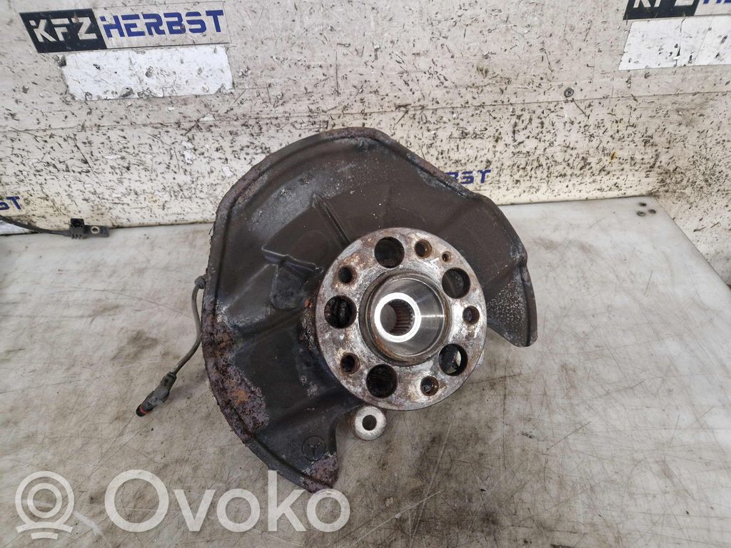 Mercedes-Benz B W245 Zwrotnica / Piasta koła tylnego 