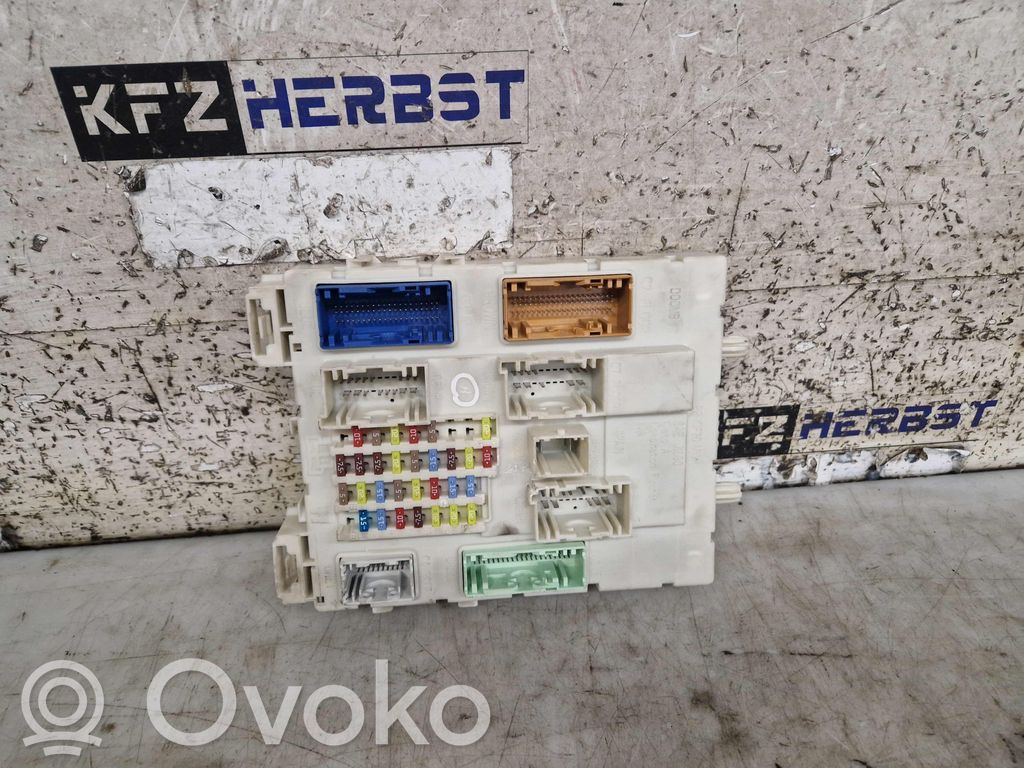 Ford Kuga II Sicherungskasten komplett 