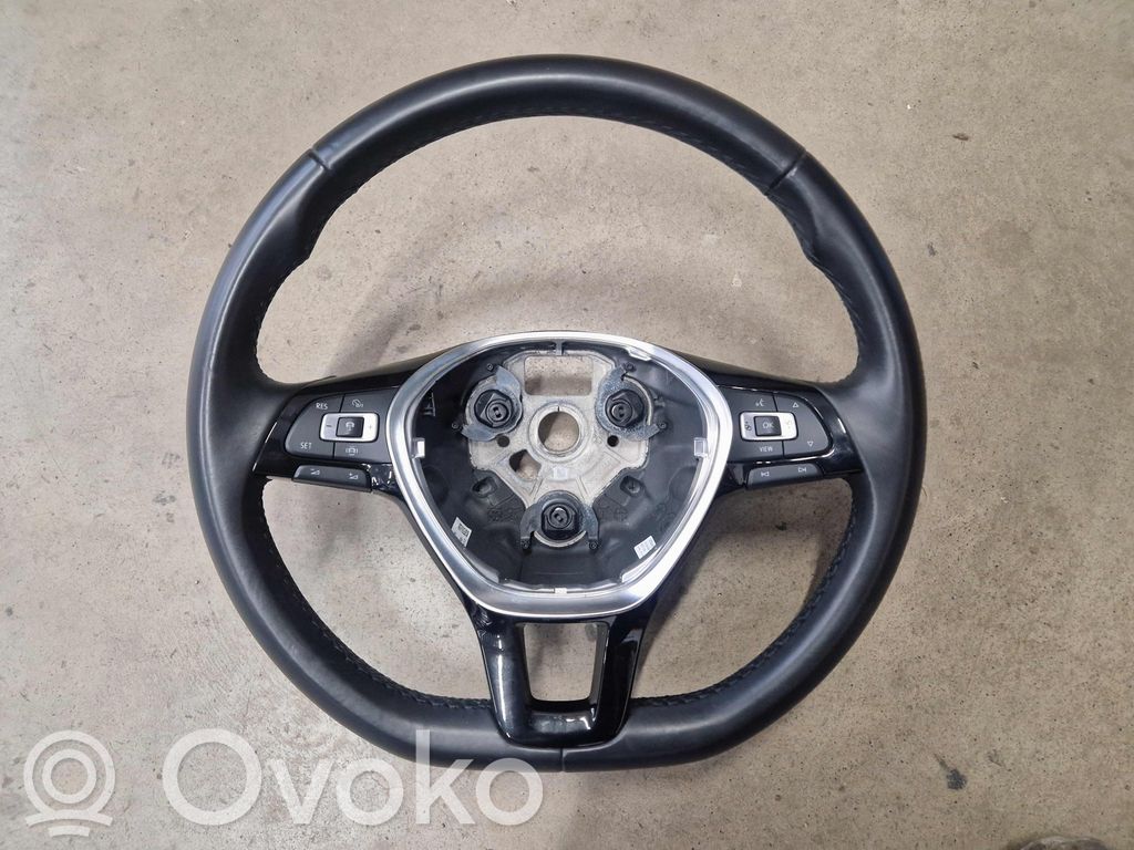 Volkswagen T-Roc Steering wheel 