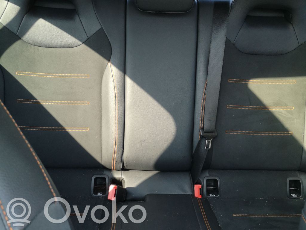 Mercedes-Benz CLA C118 X118 Kanapa tylna / Fotel drugiego rzędu 