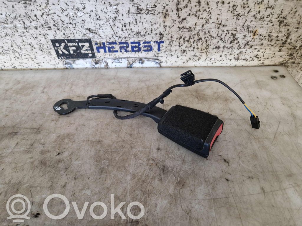 Hebilla del cinturón delantero   8V0857756B,YLZ,8V0857756B,YLZ