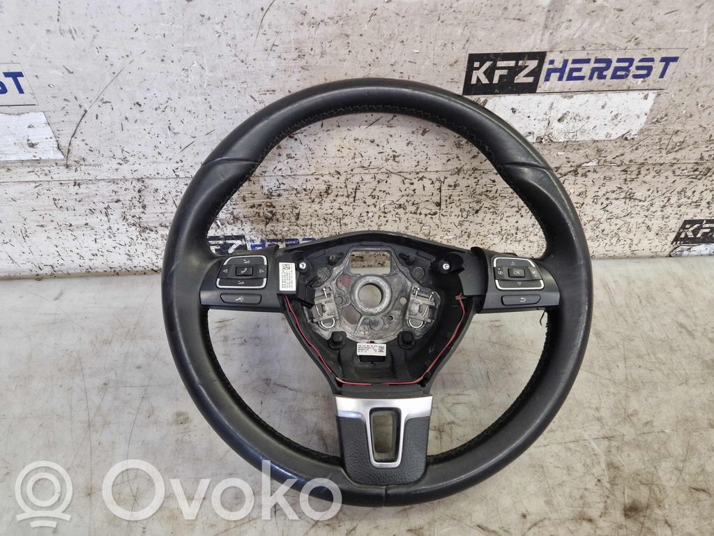 Volkswagen Sharan Steering wheel 