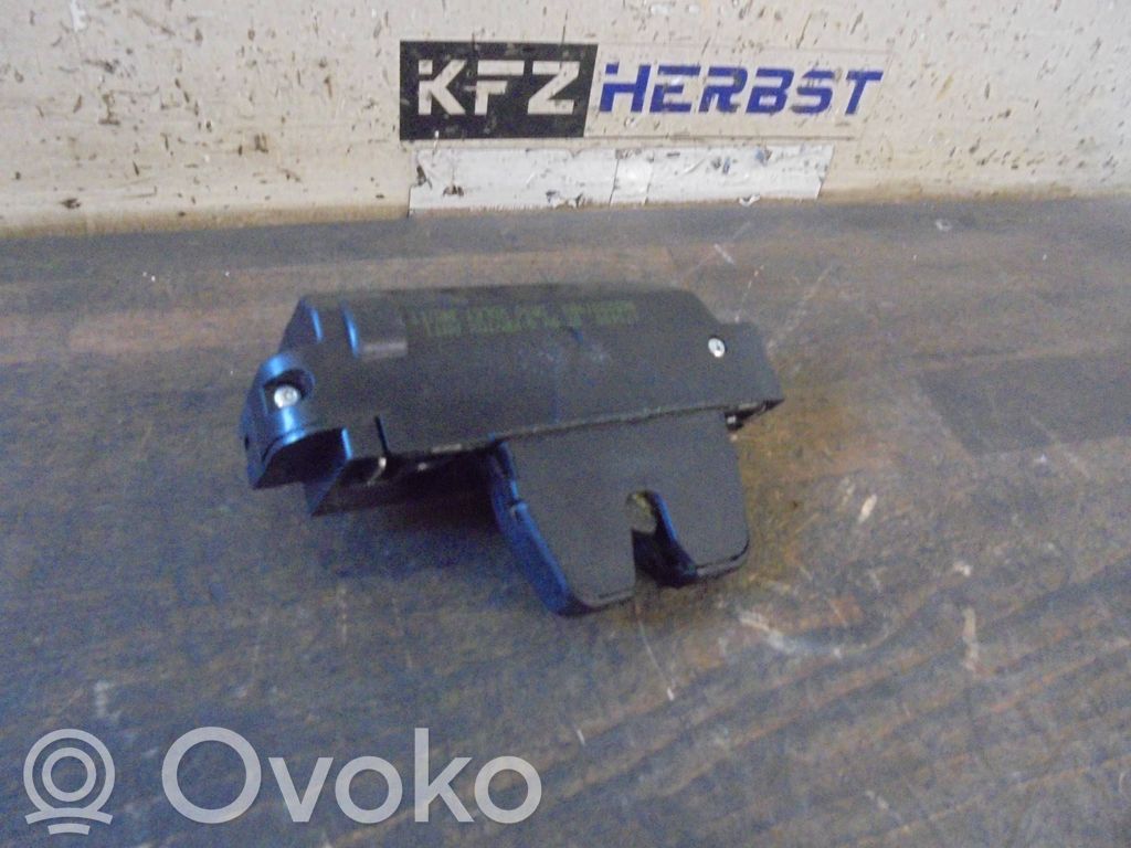 Tailgate/trunk/boot lock/catch/latch   9652301980,871982,871982,9652301980