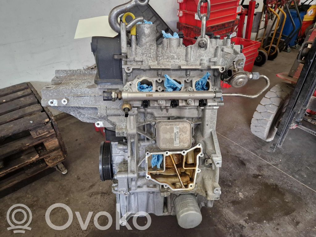 Engine   04C100098K,82518KM,04C100098K,82518KM