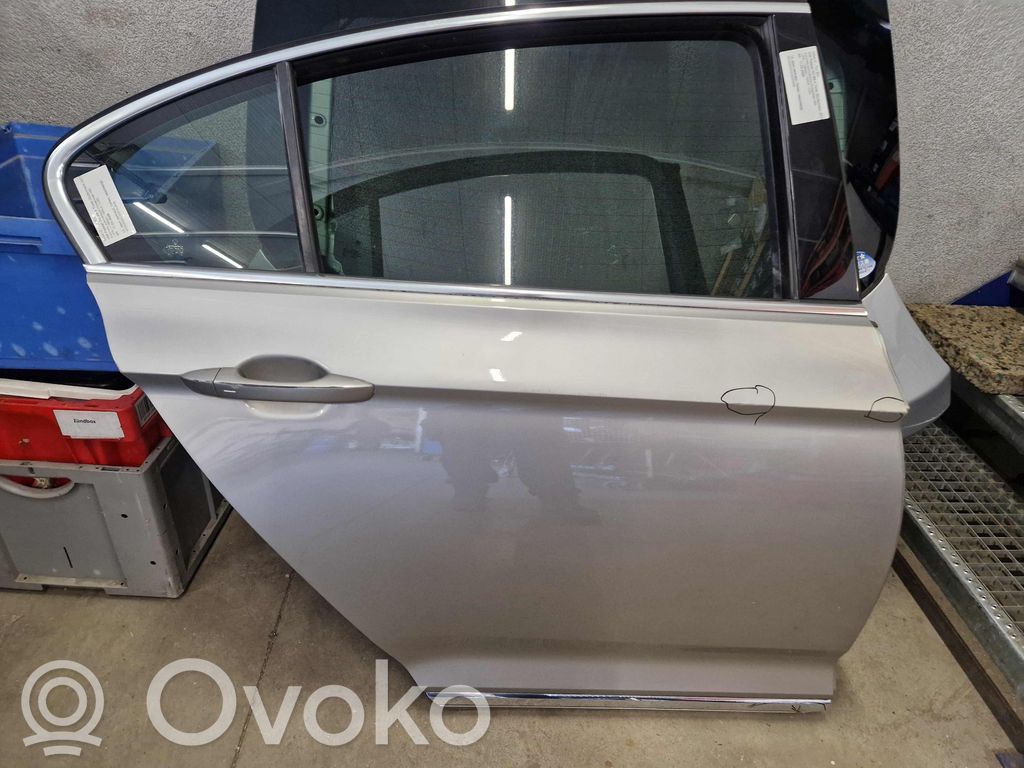 Volkswagen PASSAT B8 Puerta trasera 