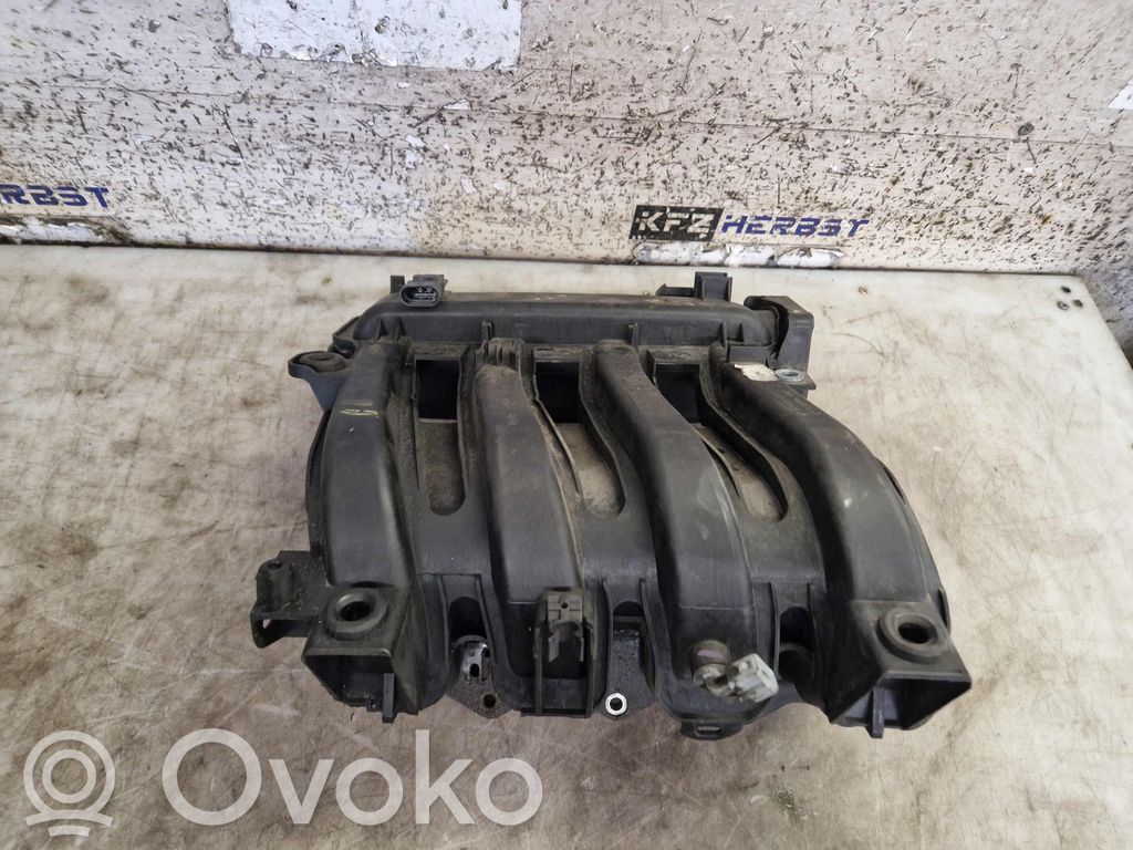 Renault Clio III Intake manifold 