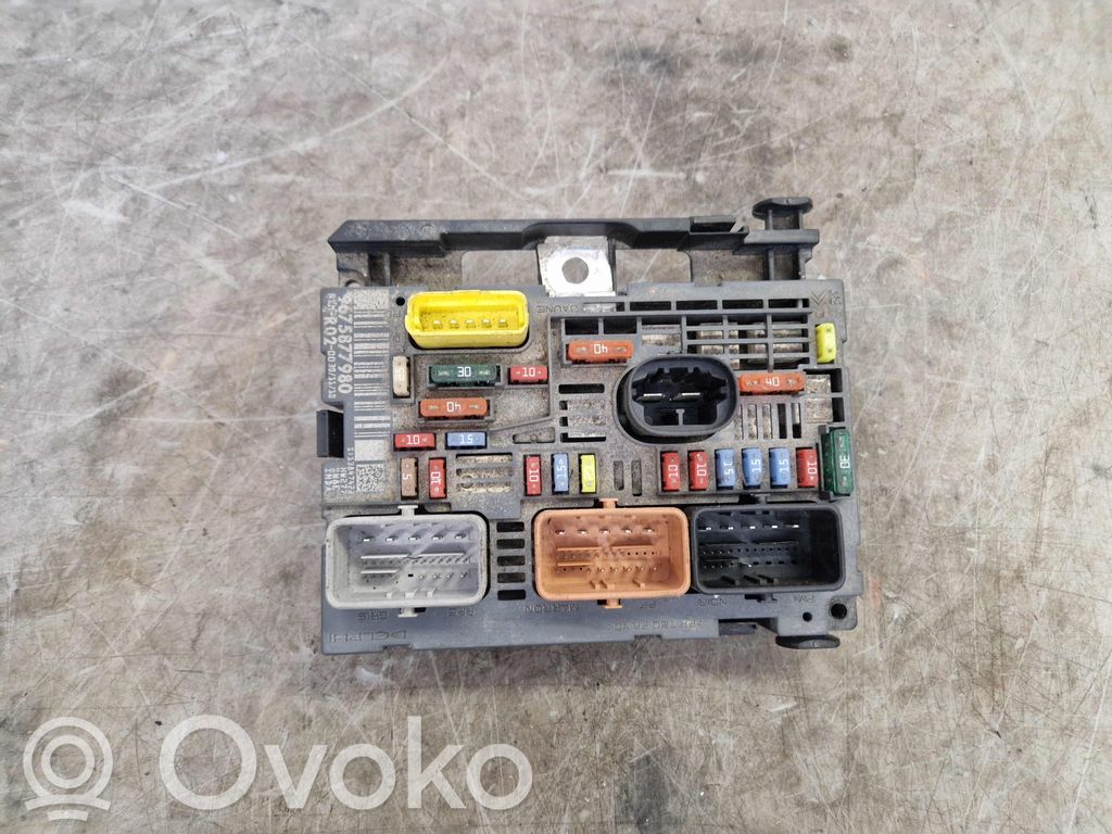 Citroen C4 Grand Picasso Skrzynka bezpieczników / Komplet 