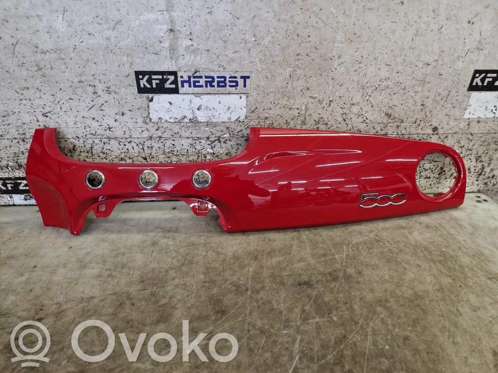 Fiat 500 Kita išorės detalė 