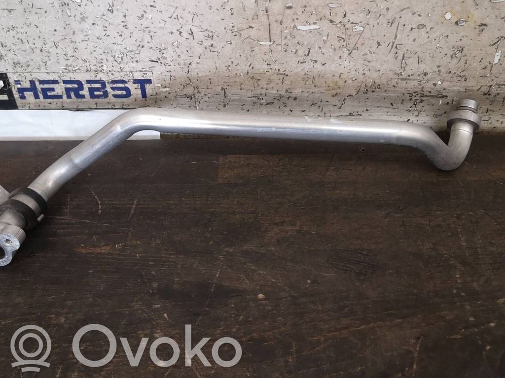Ilmastointilaitteen putki (A/C)   924801845R,924801845R