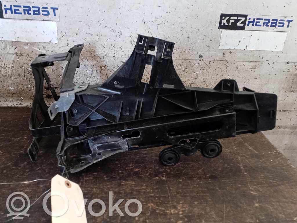 BMW 7 F01 F02 F03 F04 Traversa di supporto paraurti anteriore 