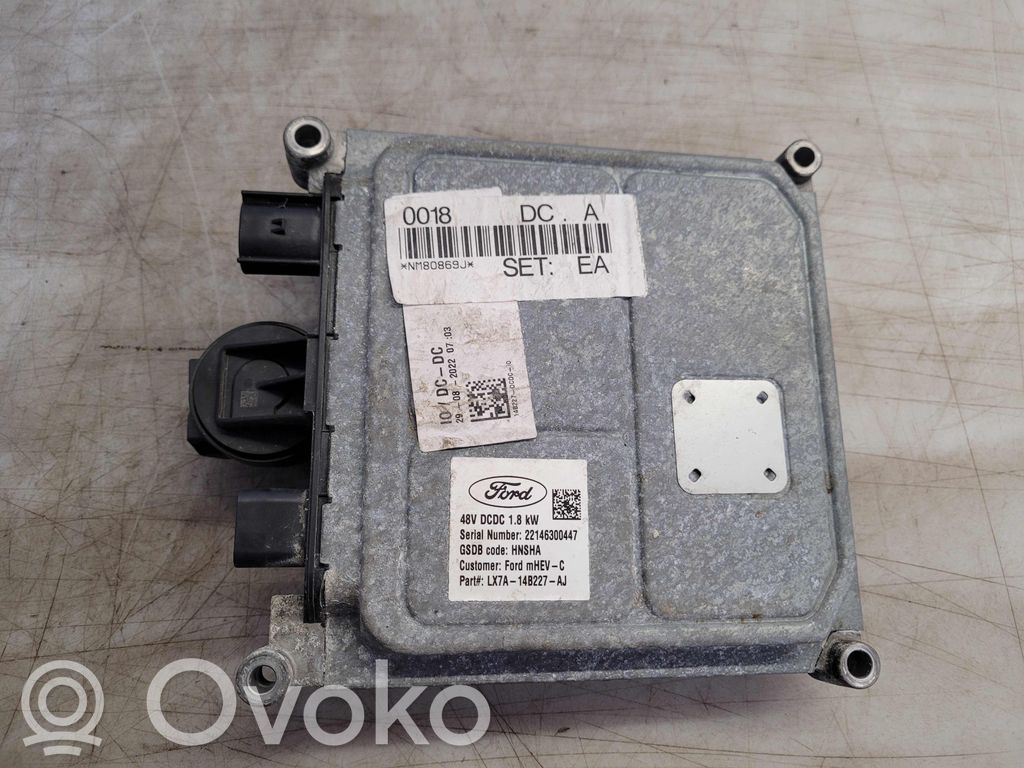 Ford Focus Convertisseur / inversion de tension inverseur 