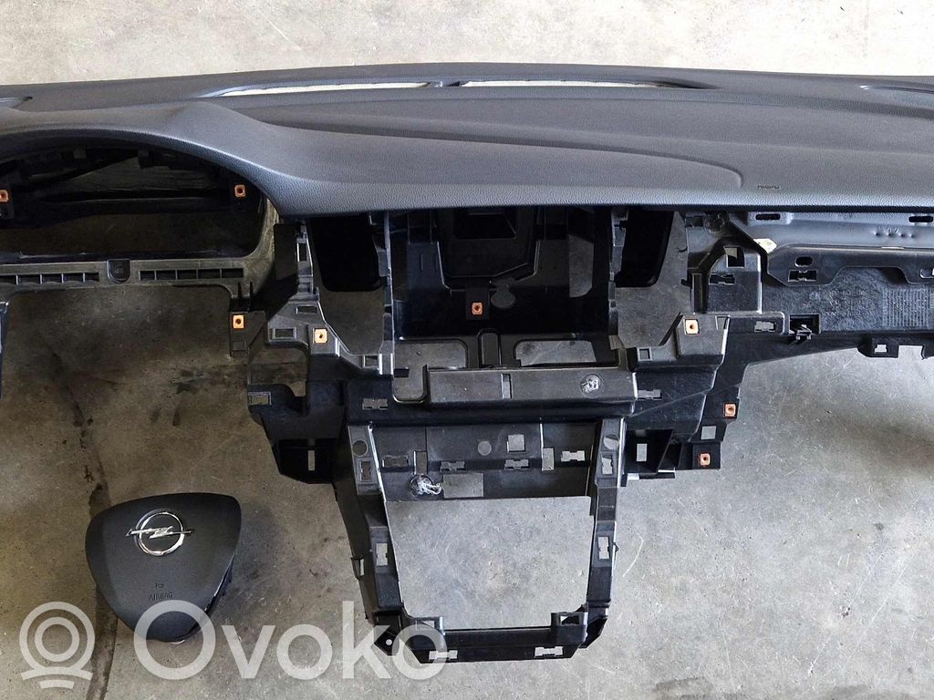 Opel Astra K Set di airbag 