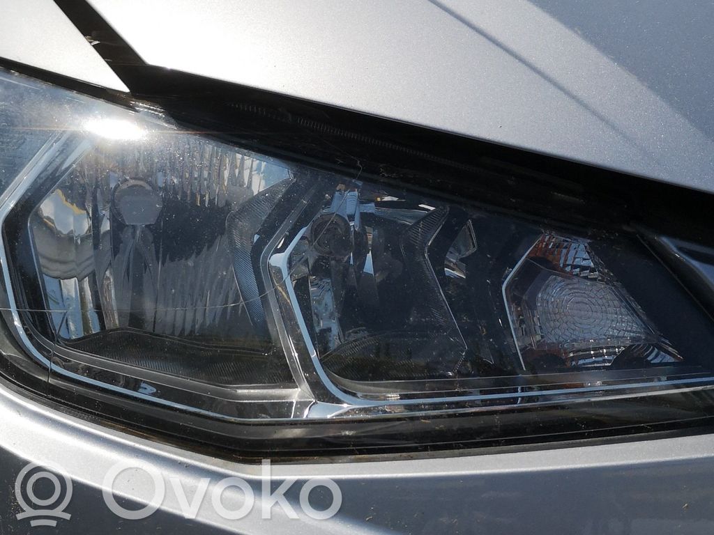Seat Ibiza V (KJ) Lampa przednia 