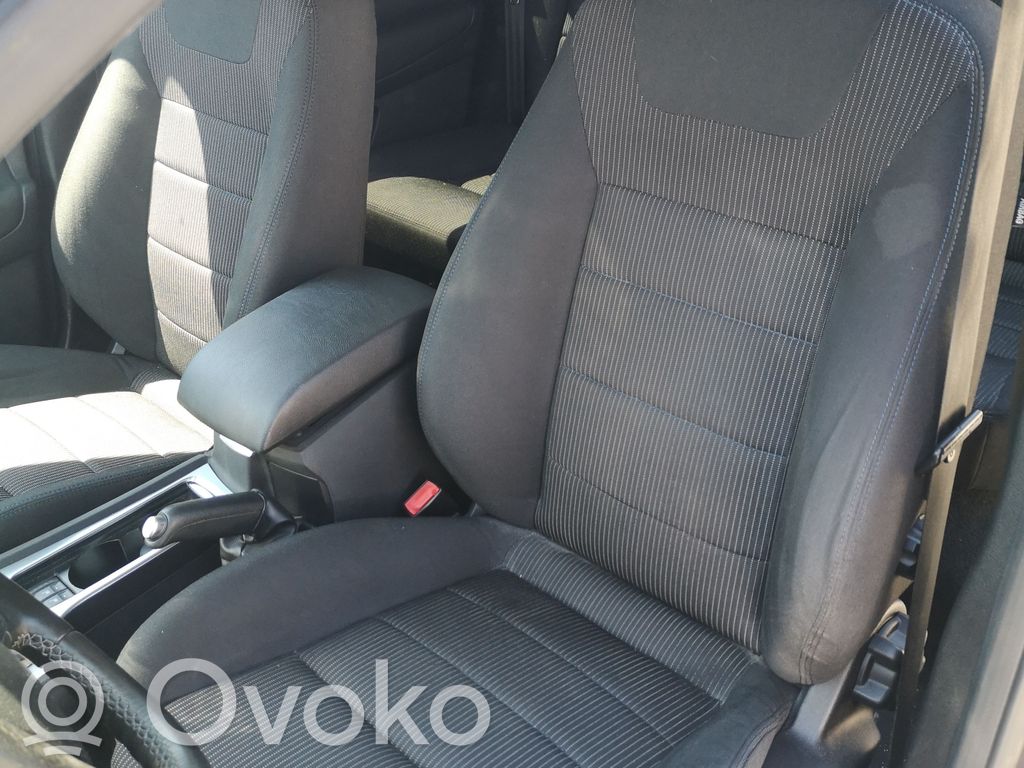 Ford Mondeo MK IV Fotel przedni kierowcy 
