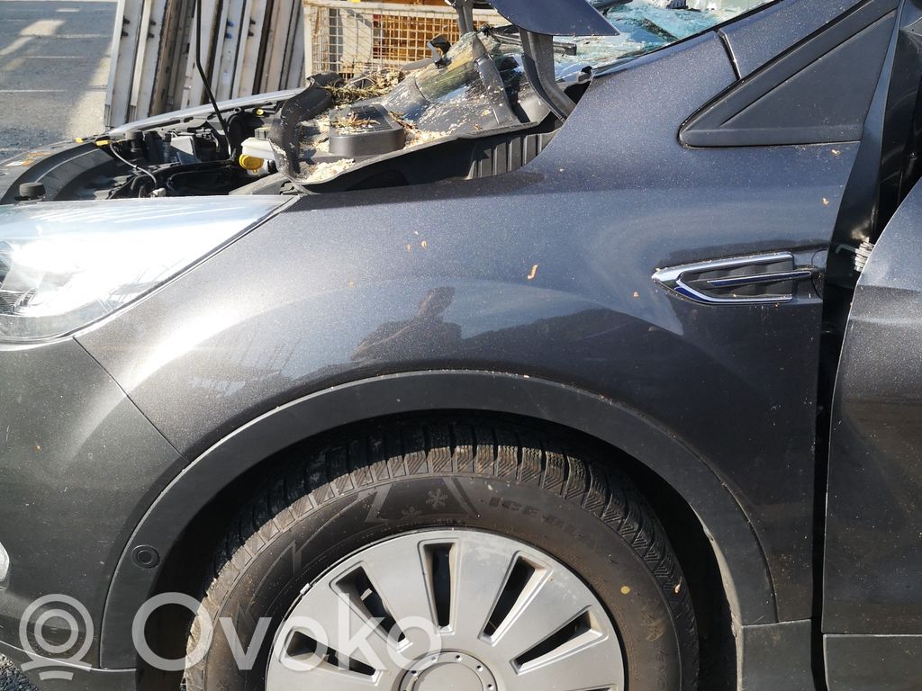 Ford Kuga II Parafango 