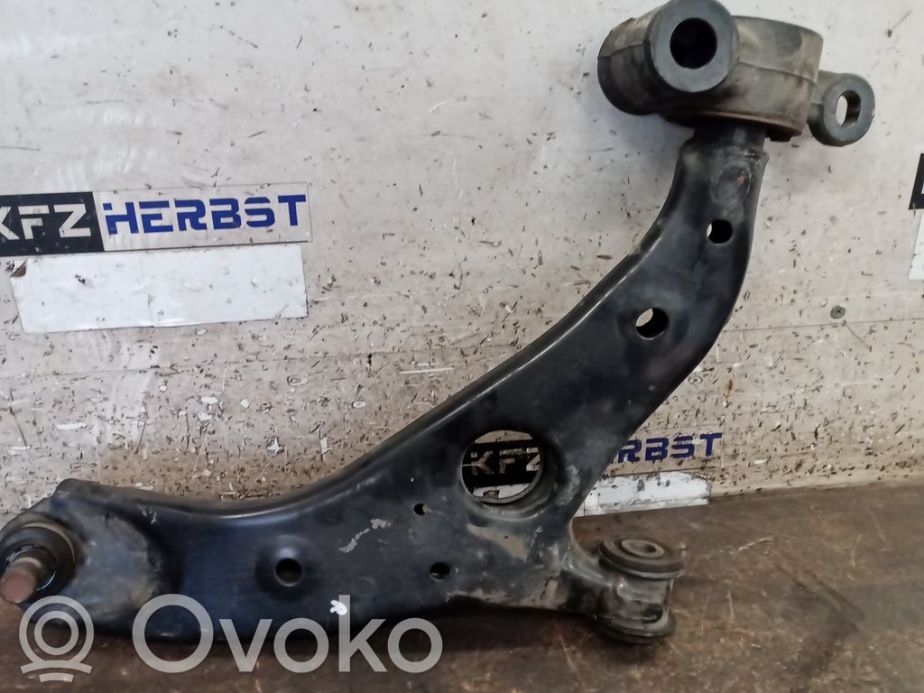 Mazda CX-5 Braccio di controllo sospensione anteriore 