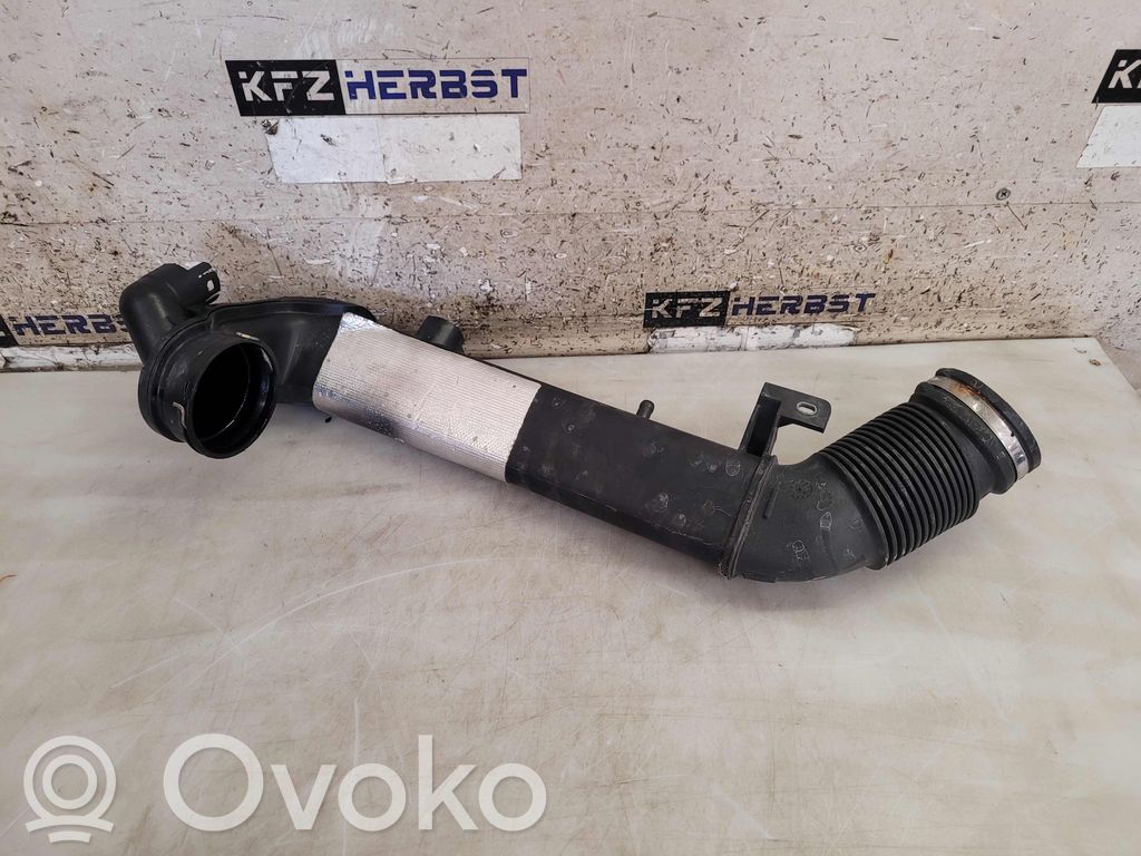 BMW 2 F46 Einzelteil Lufteinlasskanal