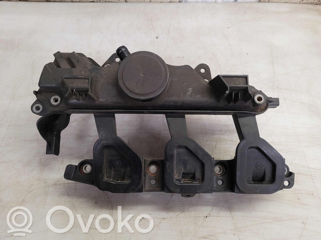 Opel Vivaro Colector de admisión