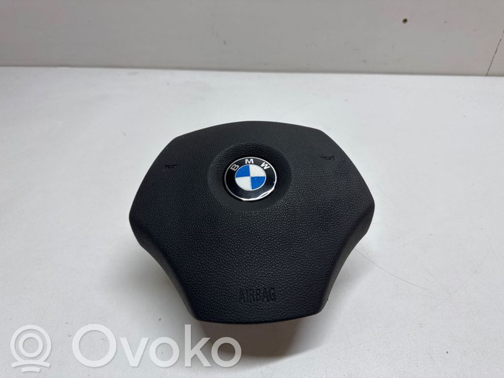 BMW 3 E90 E91 Vairo oro pagalvė 