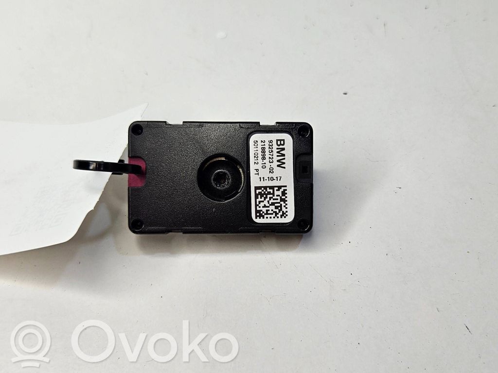 BMW 5 G30 G31 G38 Amplificator antenă aeriană 