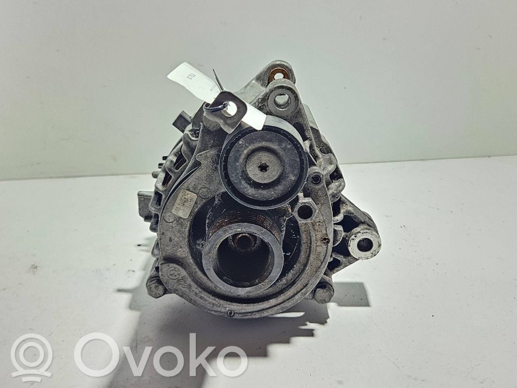 BMW 7 G11 G12 Generatore/alternatore 