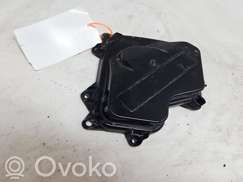 BMW 3 E90 E91 Headlight/headlamp dust cover 
