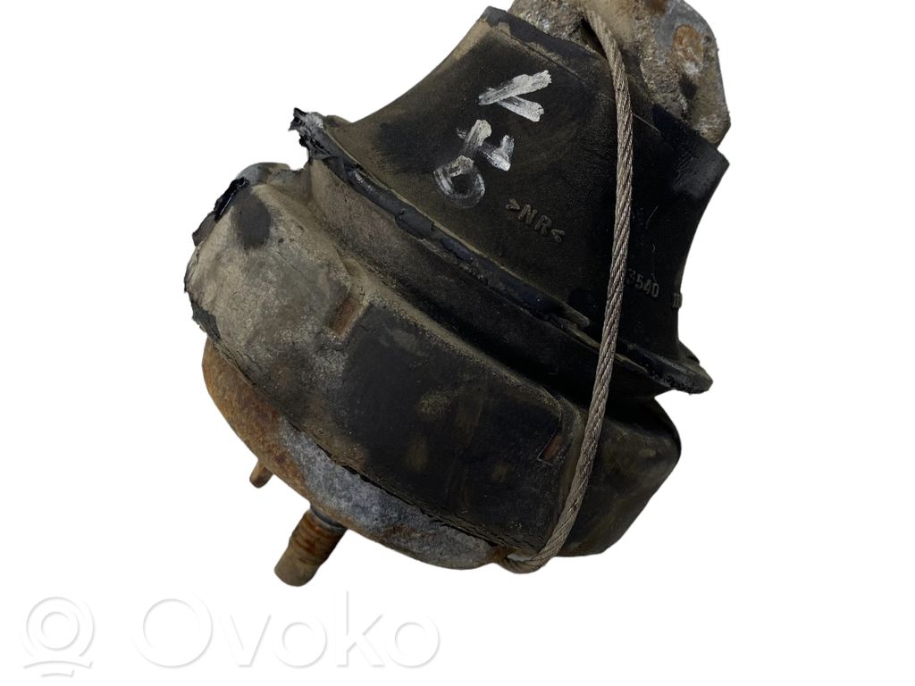 Engine mount bracket   9485551,30680770,30778951,8623927,8624757,8649597,8683936,9161142,9180994,9186364,9485152,9492872