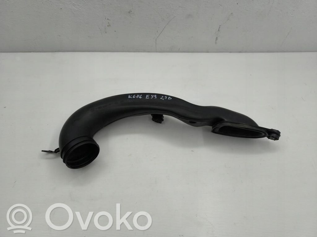 BMW 5 E39 Ilmanoton letku 