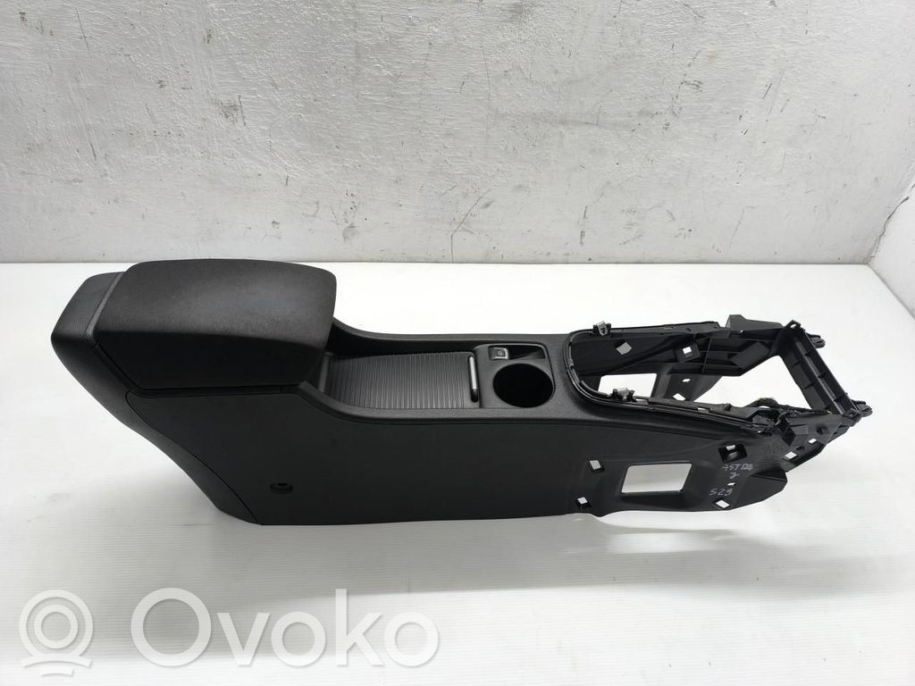 Opel Astra J Center console 