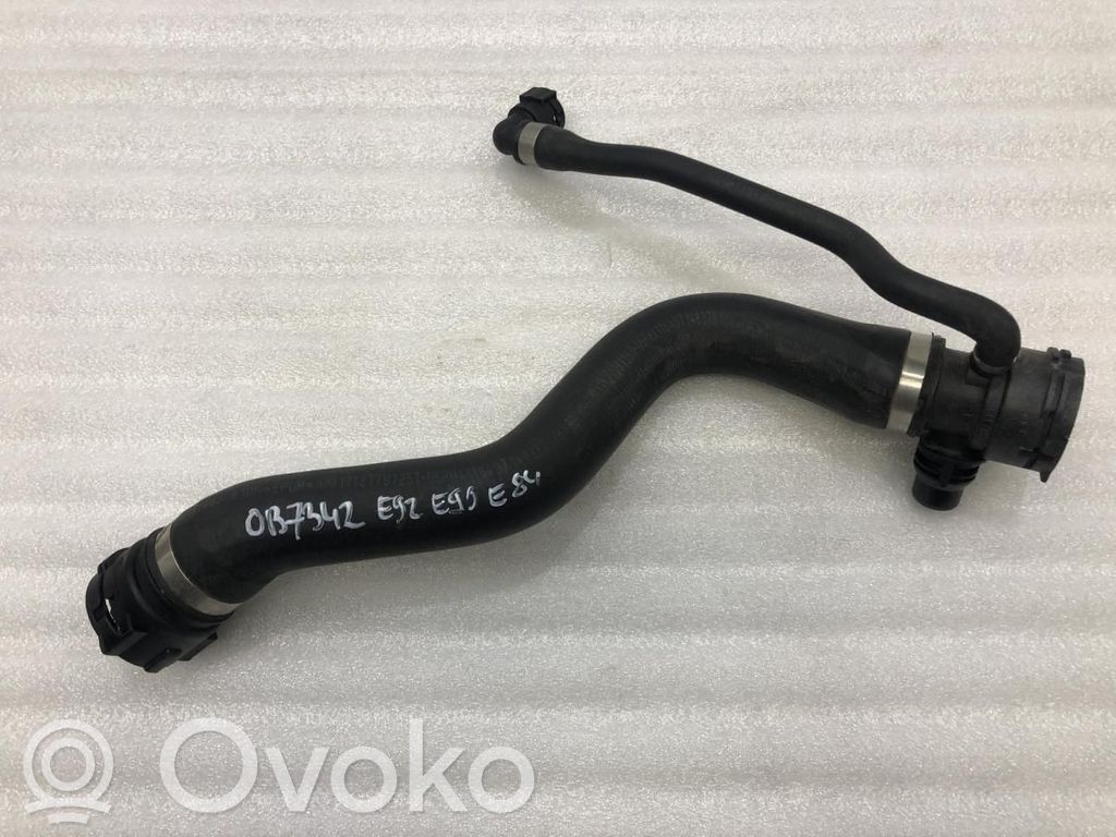 BMW 1 E81 E87 Conductă/furtun lichid de răcire motor 