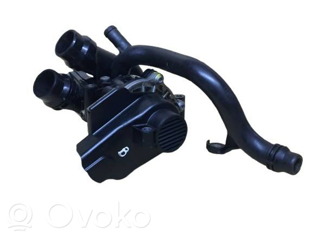 Audi A4 S4 B8 8K Pompe de circulation d'eau 