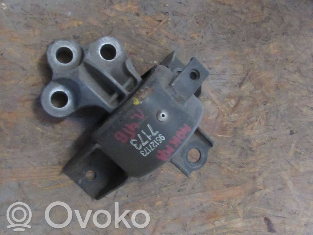 Engine mount bracket   95127173,7173